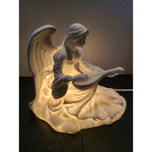 Vintage Avon Angel Accent Lamp Night Light Light-Up Figurine Playing Mandolin